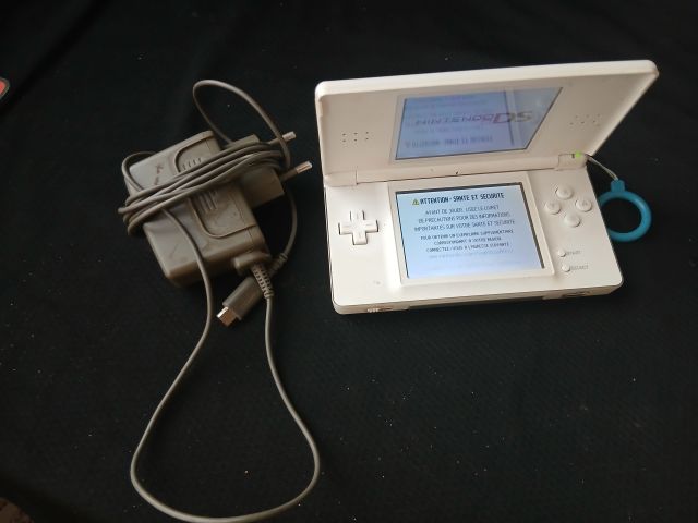 Nintendo ds lite  2