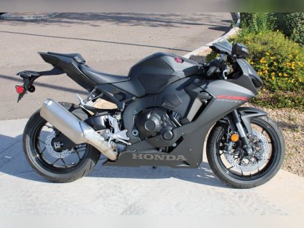 2019 HONDA® CBR1000RR