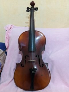 كمان Antonius stradivarius commencis faciebat anno 1713